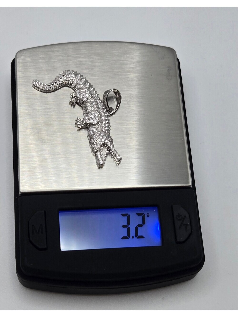 NEW Solid 925 Sterling Silver Genuine MOISSANITE Alligator/Crocodile Pendant - Picture 9 of 13